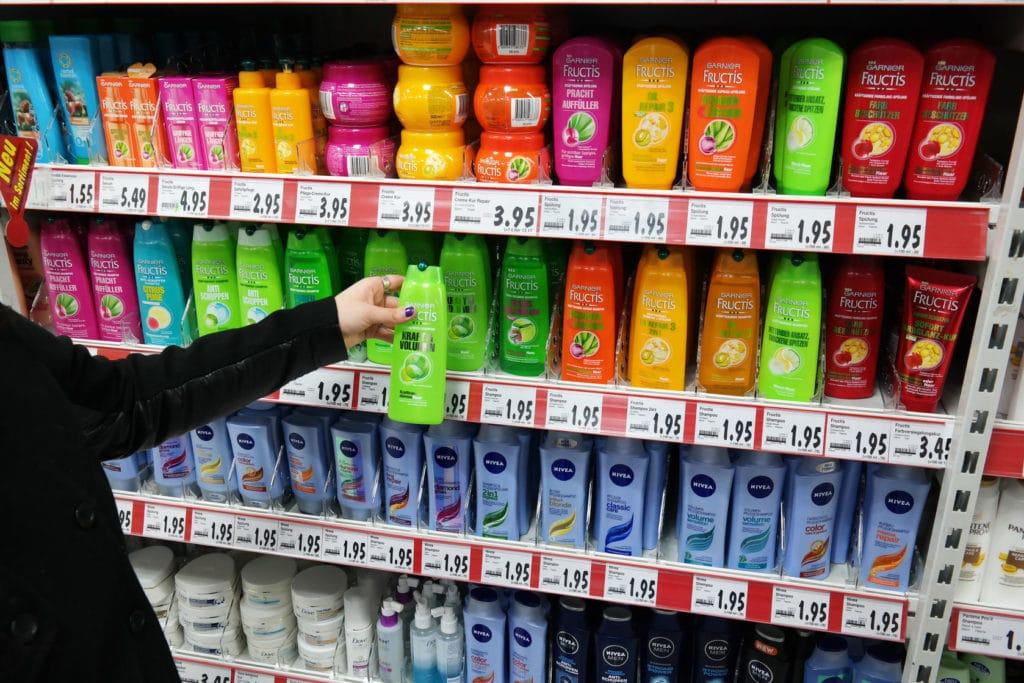 choosing organic shampoo